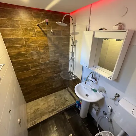 Apartment Gagula *